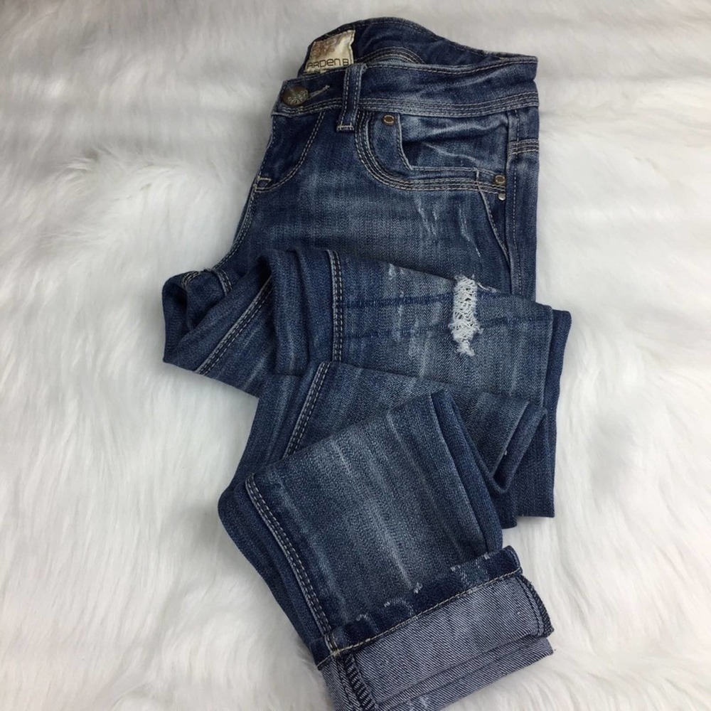 Arden B Distressed Skinny Jeans.